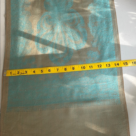 Chic Teal and Gold Blue Pacific Women's Wrap. - Picture 10 of 12